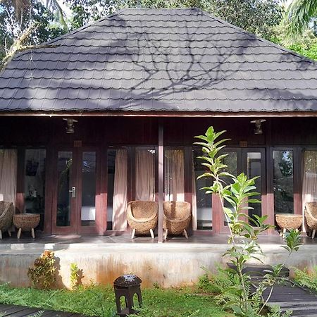 Kasuari Valley Beach Resort Соронг Екстер'єр фото