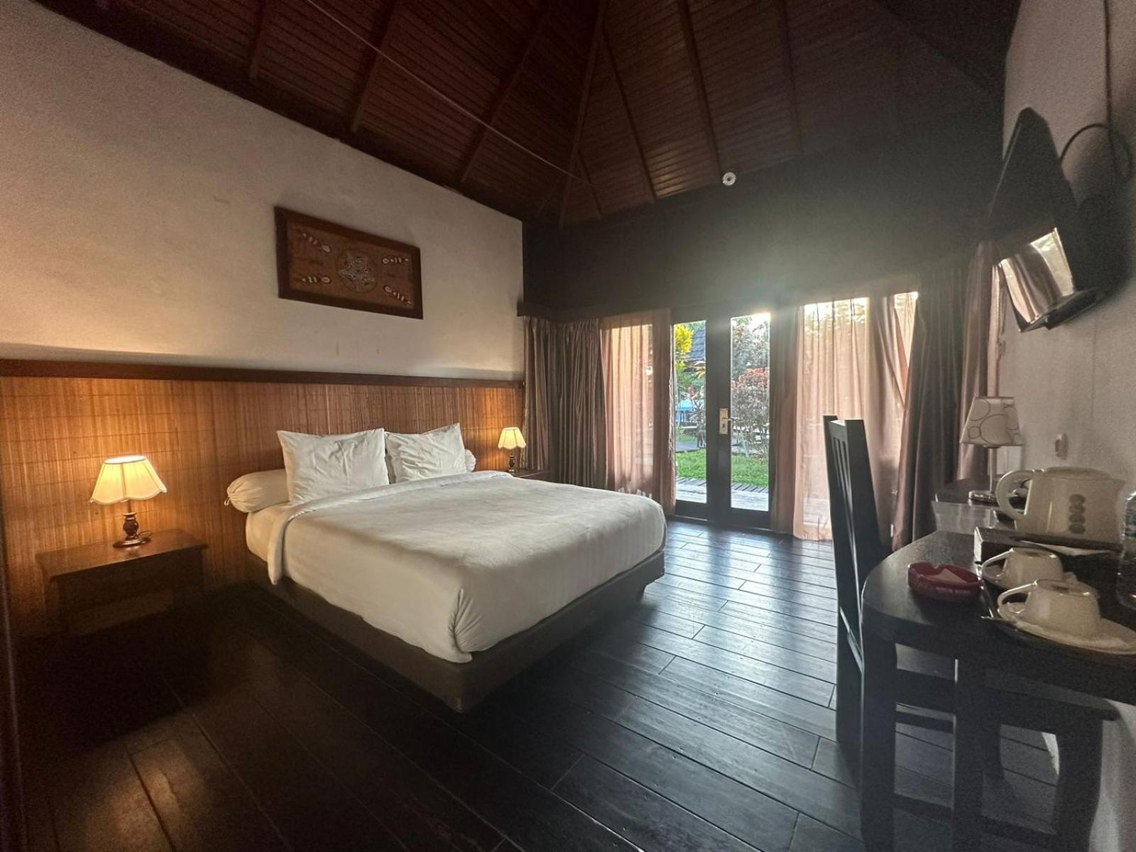 Kasuari Valley Beach Resort Соронг Екстер'єр фото