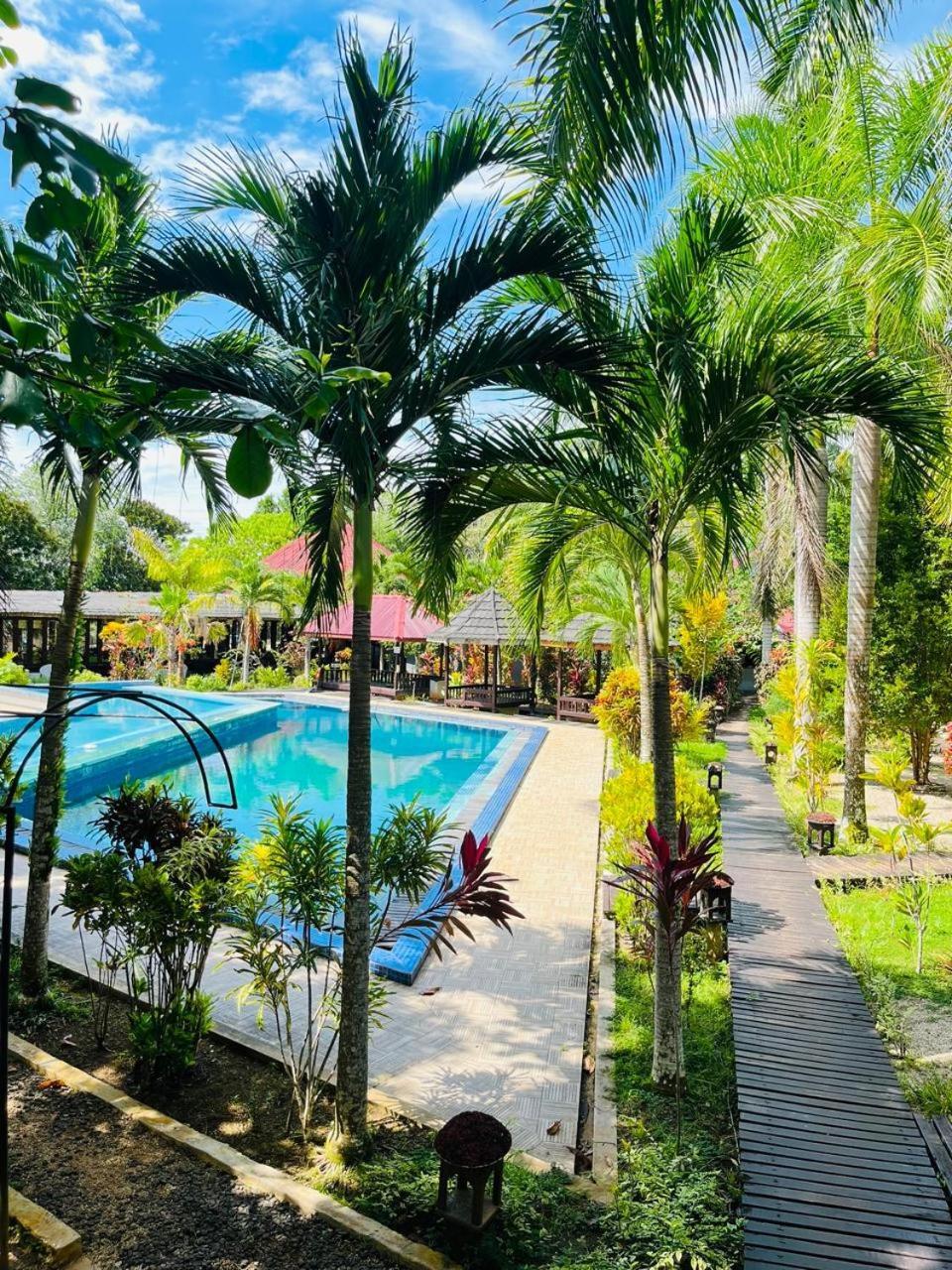 Kasuari Valley Beach Resort Соронг Екстер'єр фото